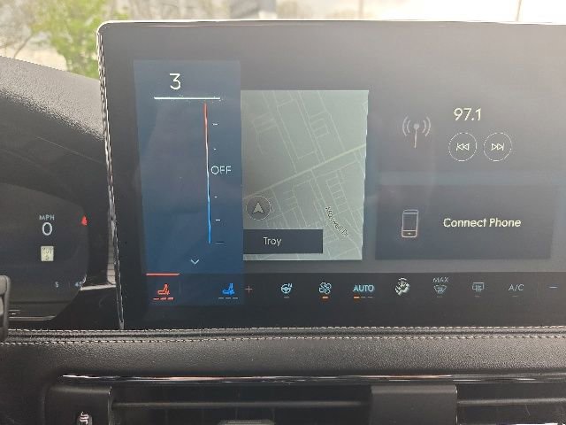 Certified 2024 Lincoln Corsair AWD w/ Equipment Group 101A image 8