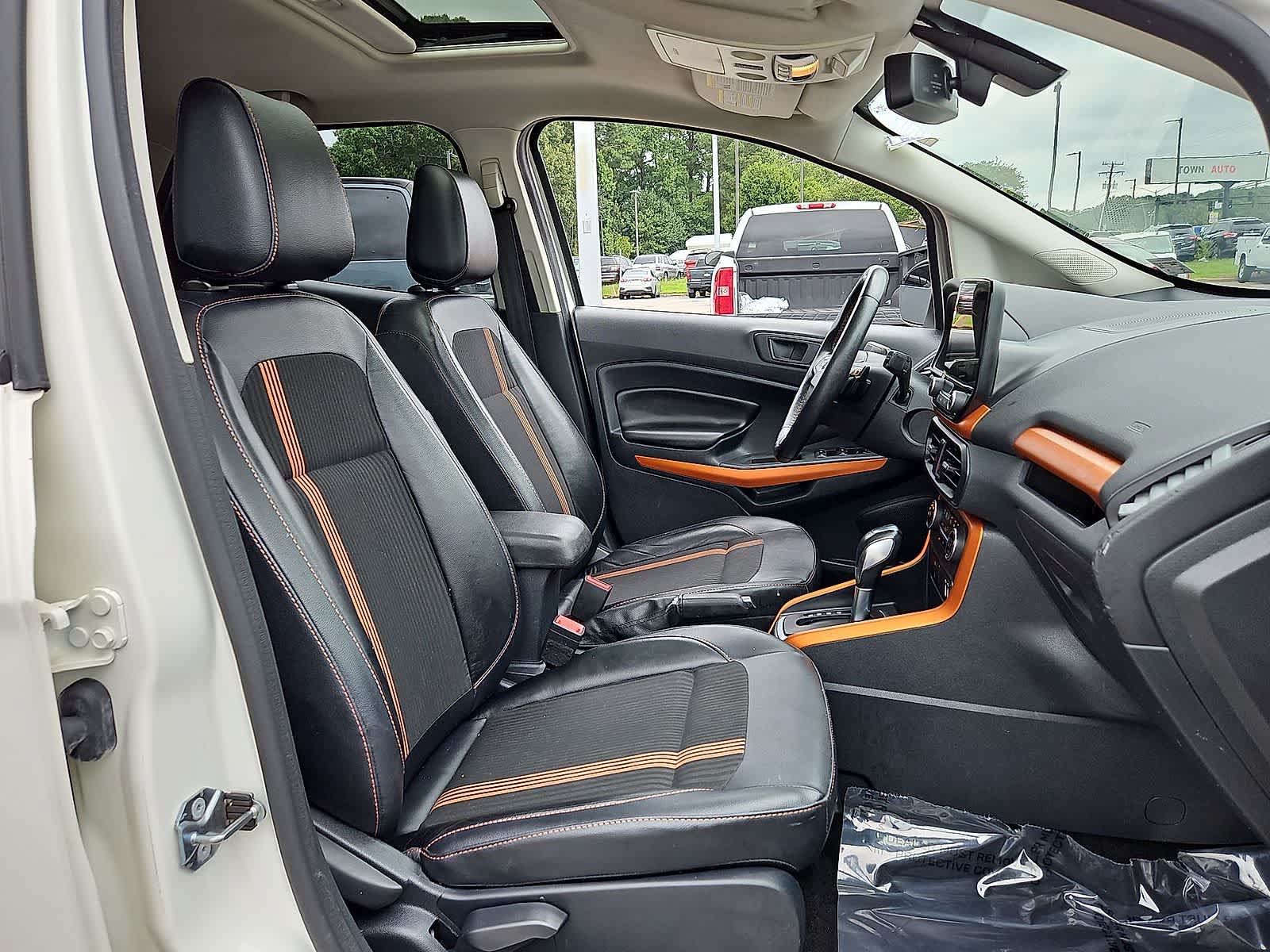 Used 2018 Ford EcoSport SES w/ SES Cold Weather Package AWD/4WD image 33