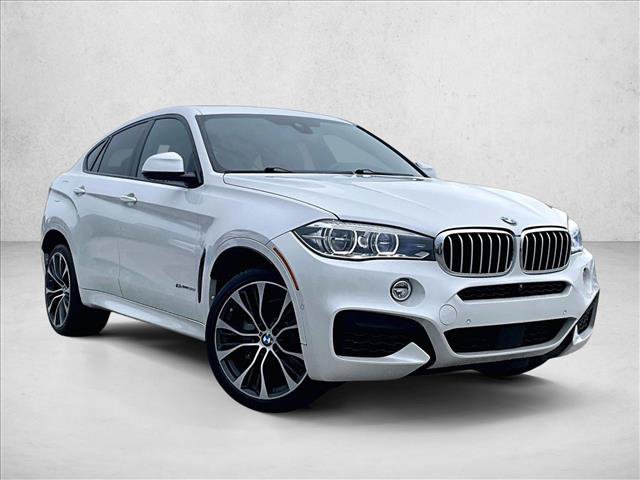 Used 2019 BMW X6 xDrive50i w/ M Sport Package AWD/4WD image 12