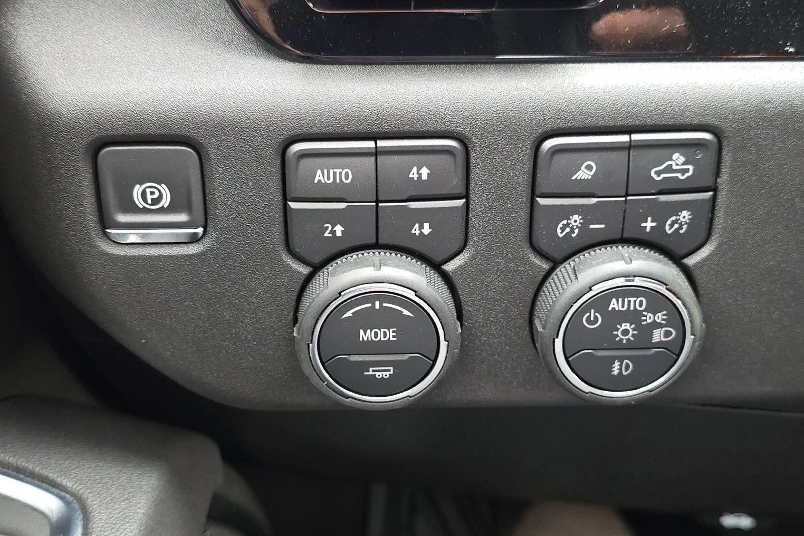 New 2025 Chevrolet Silverado 2500 LTZ w/ Trail Boss Package image 30