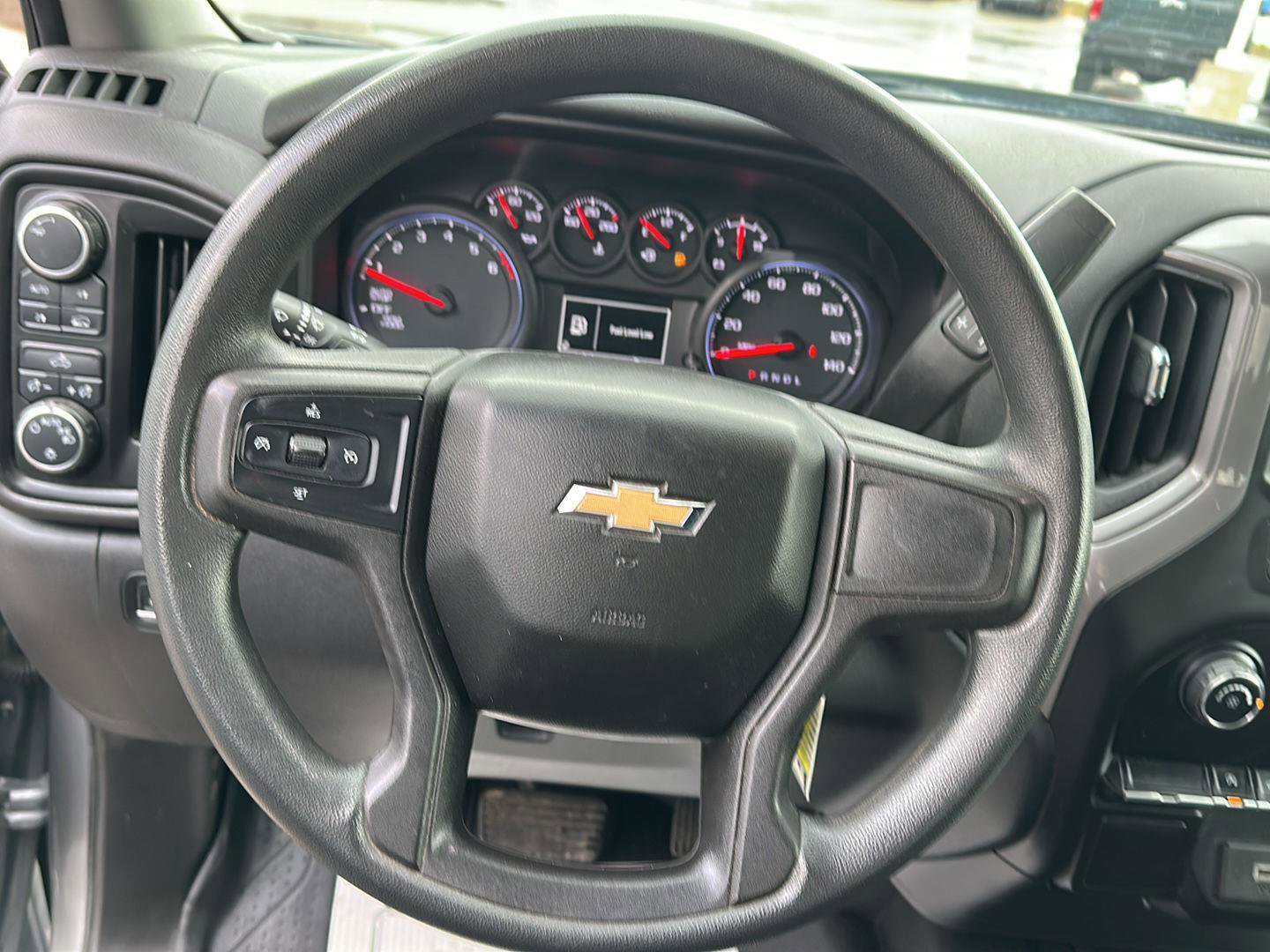 Used 2020 Chevrolet Silverado 1500 Custom w/ Custom Value Package image 24