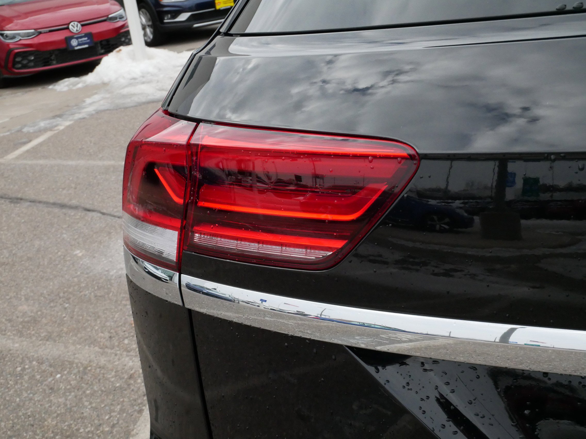 Certified 2023 Volkswagen Atlas Cross Sport SE image 17