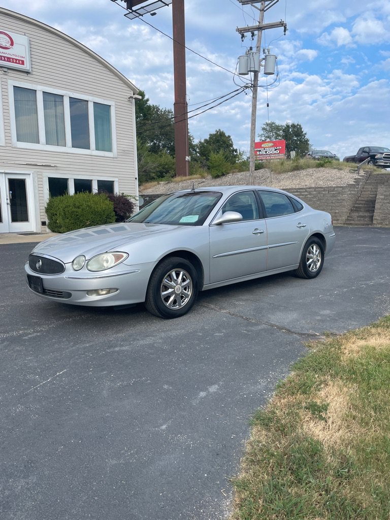 Used 2005 Buick LaCrosse CXL w/ Chrome Appearance Package FWD image 1