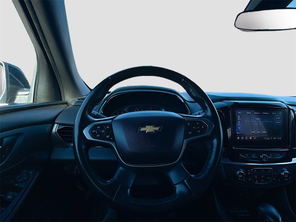 Used 2023 Chevrolet Traverse LT image 11