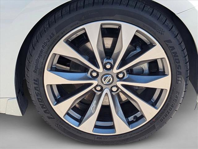 Used 2020 Nissan Maxima Platinum w/ Sport Mat Group image 24