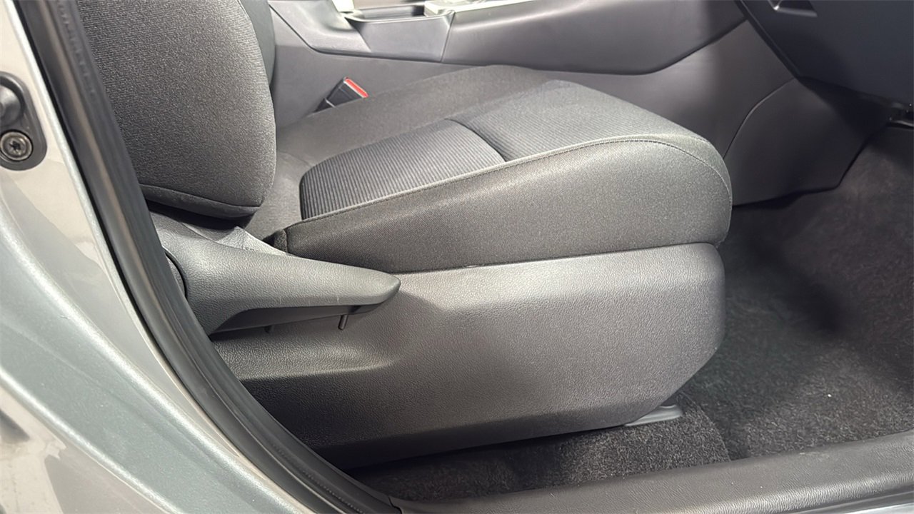 New 2025 Toyota RAV4 LE image 20