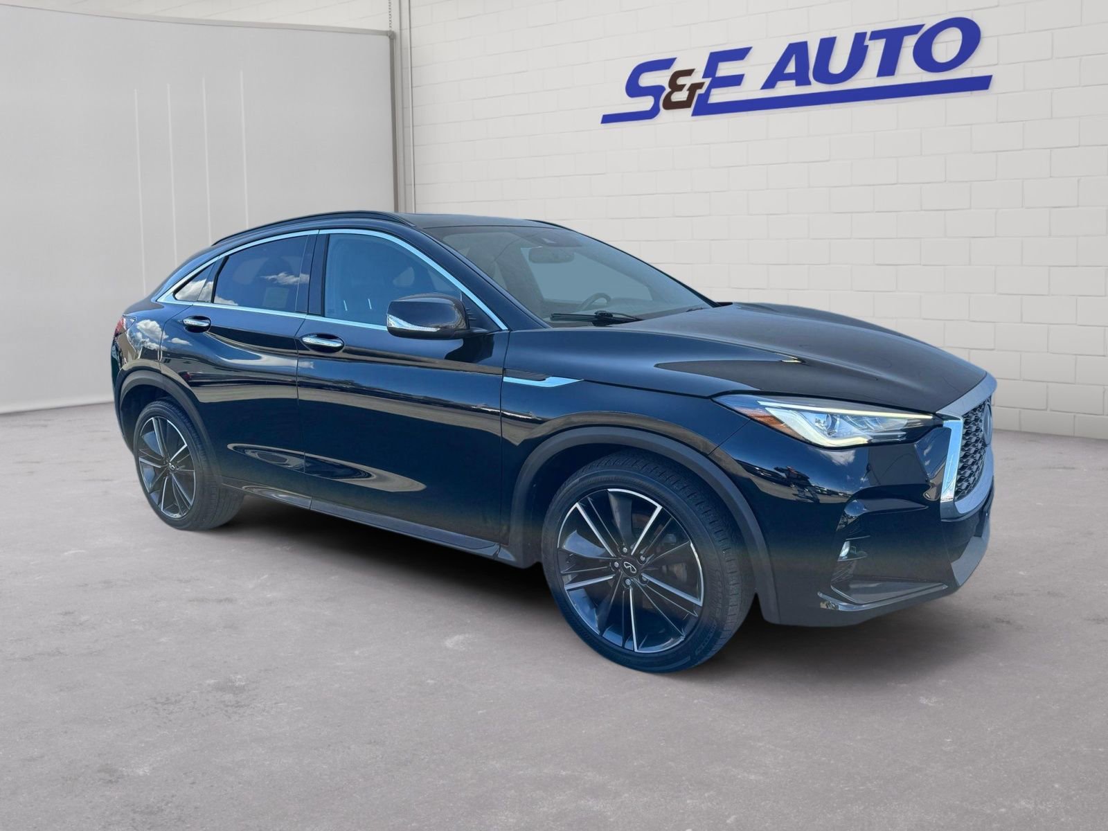 Used 2023 INFINITI QX55 Luxe image 4