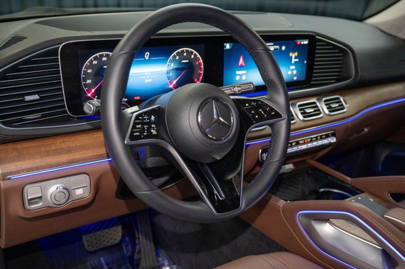 Certified 2026 Mercedes-Benz GLS 450 4MATIC image 17