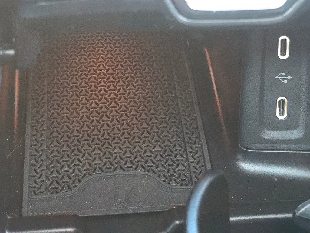 Certified 2026 Mercedes-Benz GLC 300 4MATIC image 32