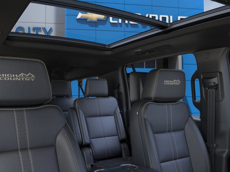 New 2026 Chevrolet Suburban High Country AWD/4WD image 24