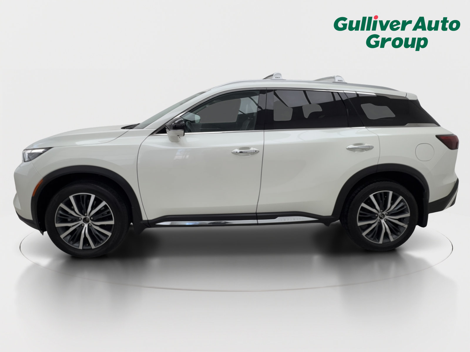 Used 2023 INFINITI QX60 Sensory w/ Vision Package FWD image 3