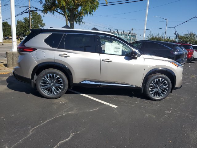 New 2026 Nissan Rogue Platinum AWD/4WD image 3