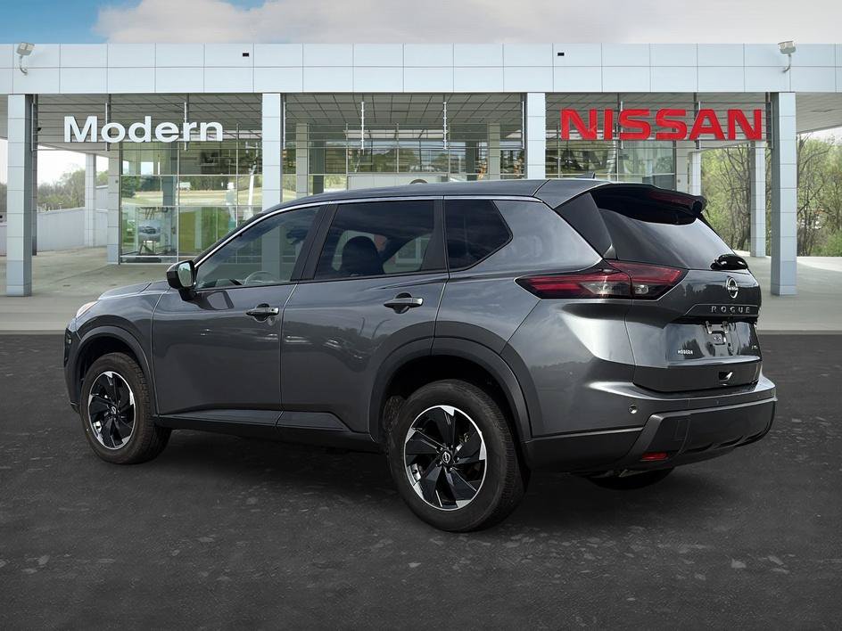 Certified 2025 Nissan Rogue SV AWD/4WD image 3