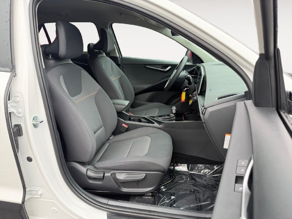 Used 2025 Kia Niro LX FWD image 25