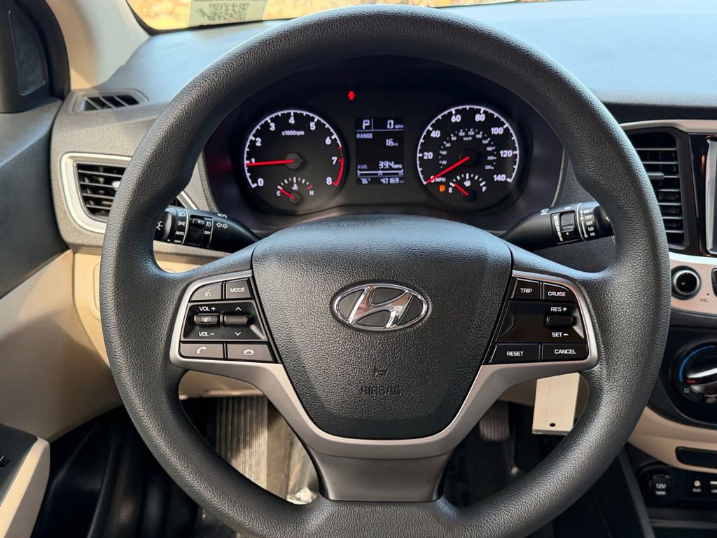 Used 2022 Hyundai Accent SEL w/ Cargo Package image 16