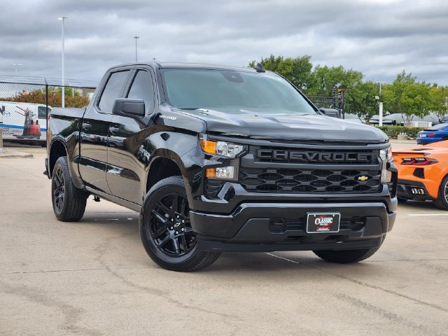Used 2026 Chevrolet Silverado 1500 Custom RWD image 2