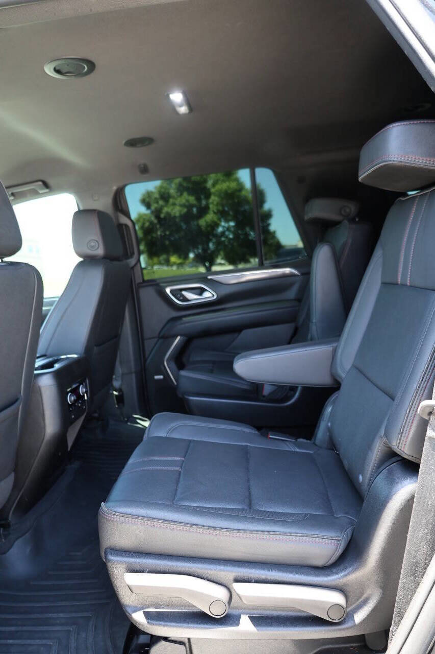 Used 2022 Chevrolet Tahoe RST w/ Luxury Package image 18