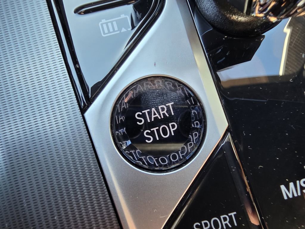 Used 2023 BMW X5 xDrive45e w/ Executive Package image 24