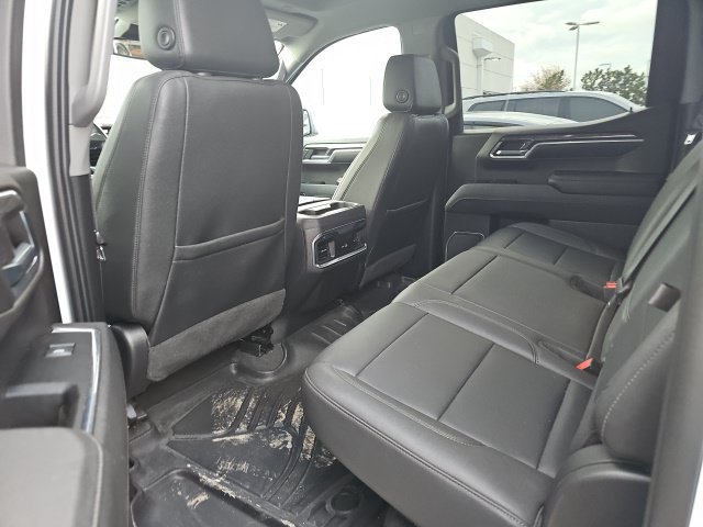 Used 2023 Chevrolet Silverado 1500 LTZ RWD image 6