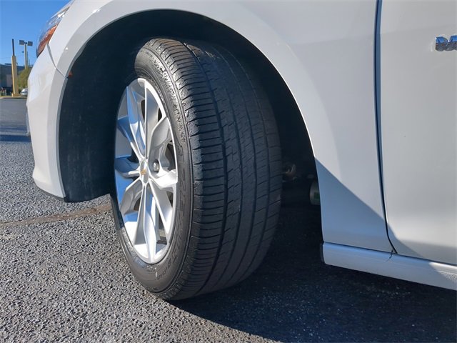 Used 2024 Chevrolet Malibu LT image 36