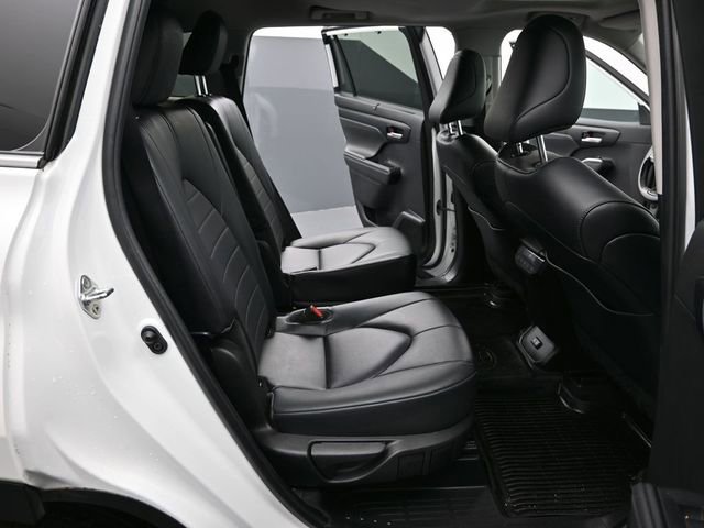 Certified 2023 Toyota Highlander XLE image 22