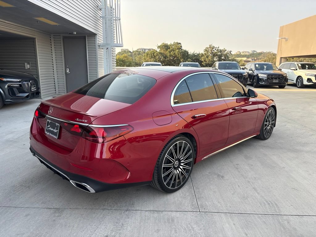 Used 2025 Mercedes-Benz E 350 4MATIC Sedan image 6