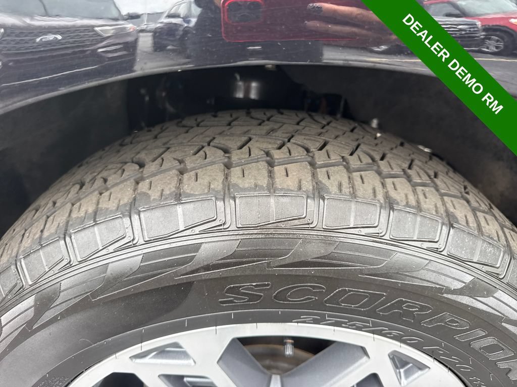 Used 2025 Ford Expedition Max Active AWD/4WD image 22