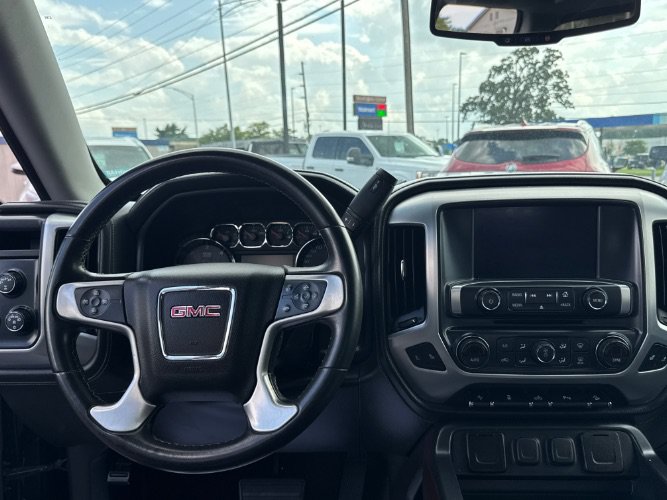 Used 2017 GMC Sierra 1500 SLE w/ SLE Value Package AWD/4WD image 13