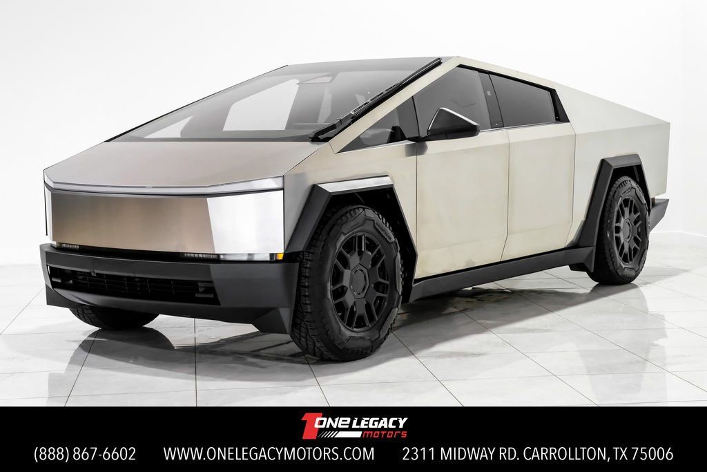 Used 2024 Tesla Cybertruck AWD Crew Cab image 1