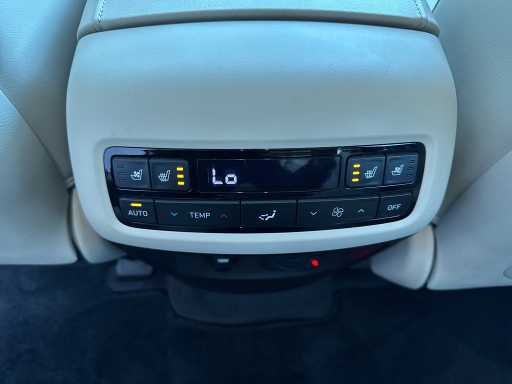 Used 2021 Hyundai Palisade Calligraphy image 15