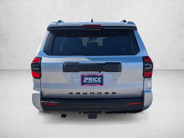 Used 2025 Toyota 4Runner SR5 image 7
