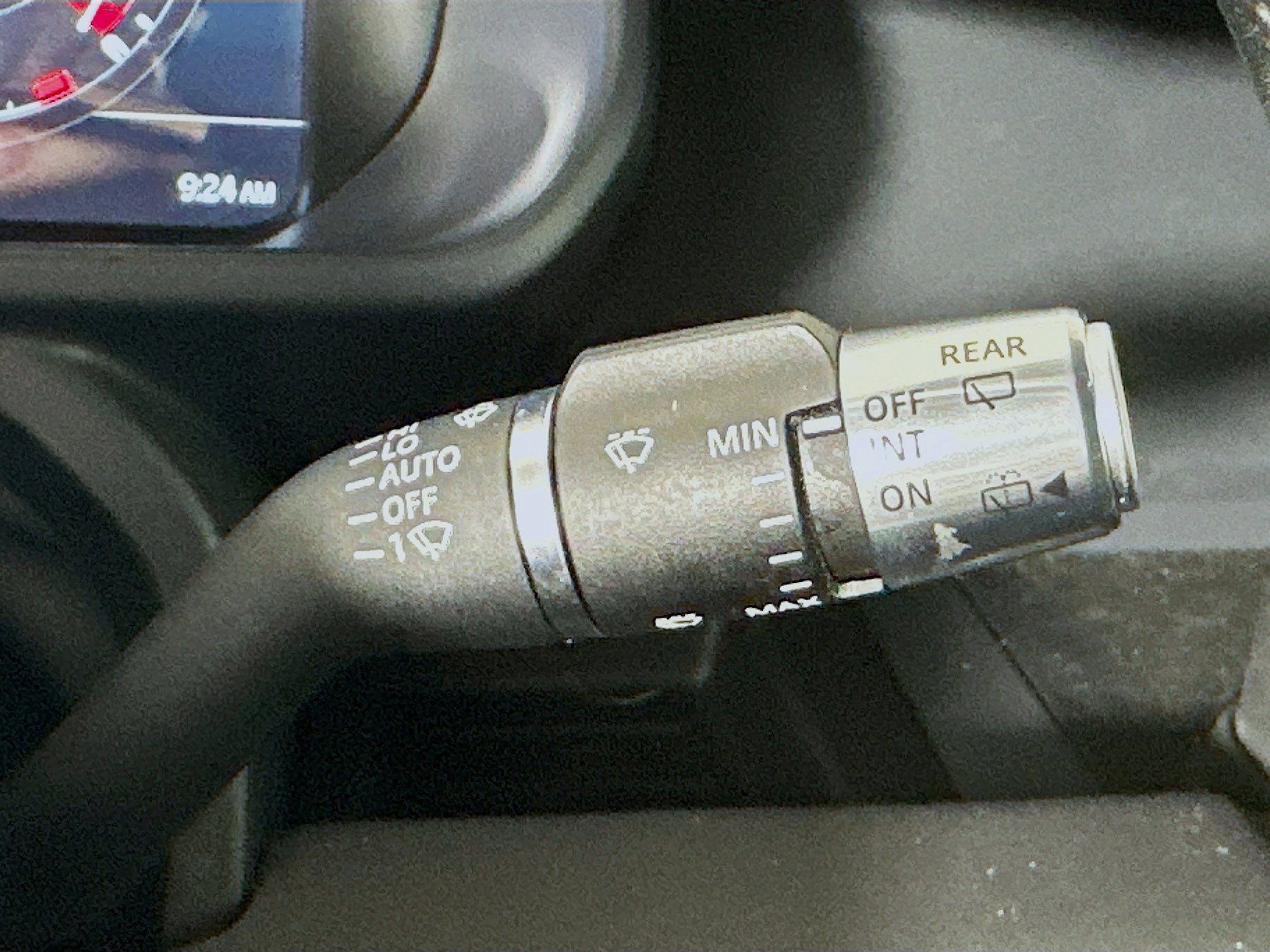 Used 2022 Land Rover Defender 110 X-Dynamic SE image 21