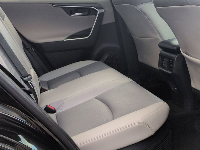 Used 2023 Toyota RAV4 Limited image 29