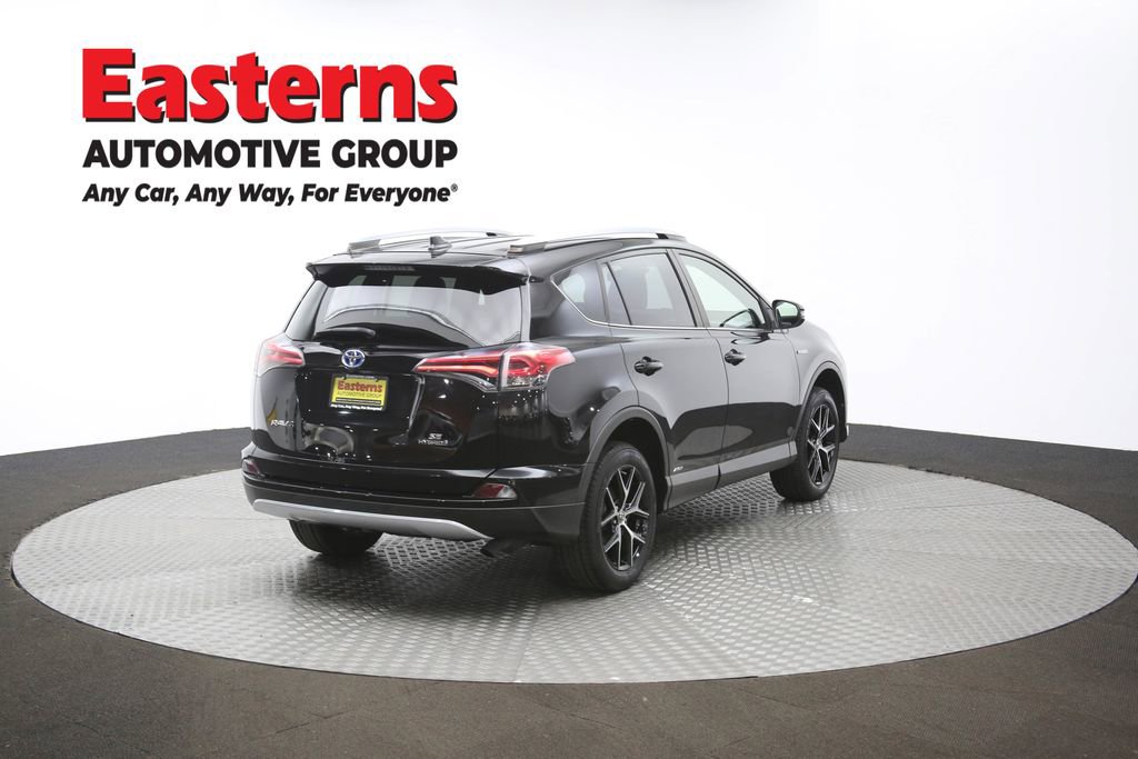 Used 2018 Toyota RAV4 SE image 57