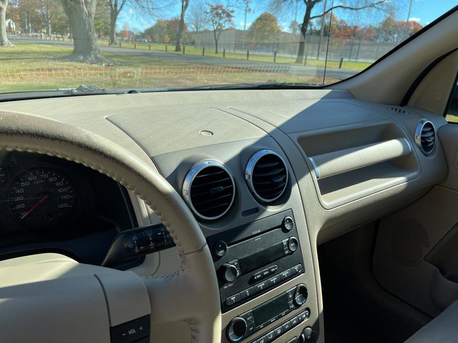 Used 2006 Ford Freestyle SEL image 38