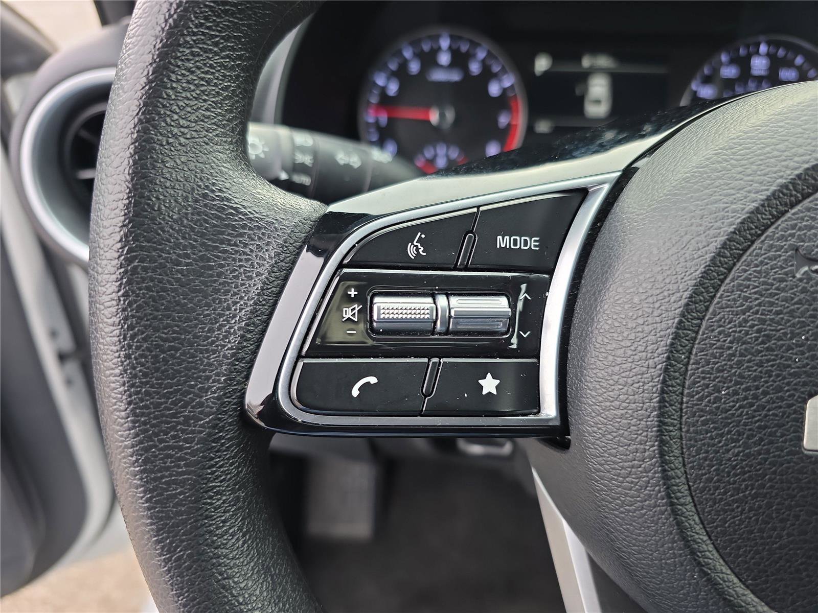 Used 2024 Kia Forte LXS image 22