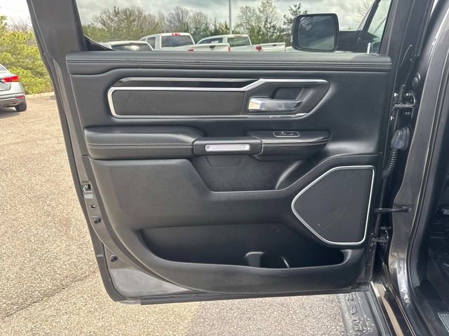 Used 2021 RAM 1500 Laramie w/ Night Edition image 15