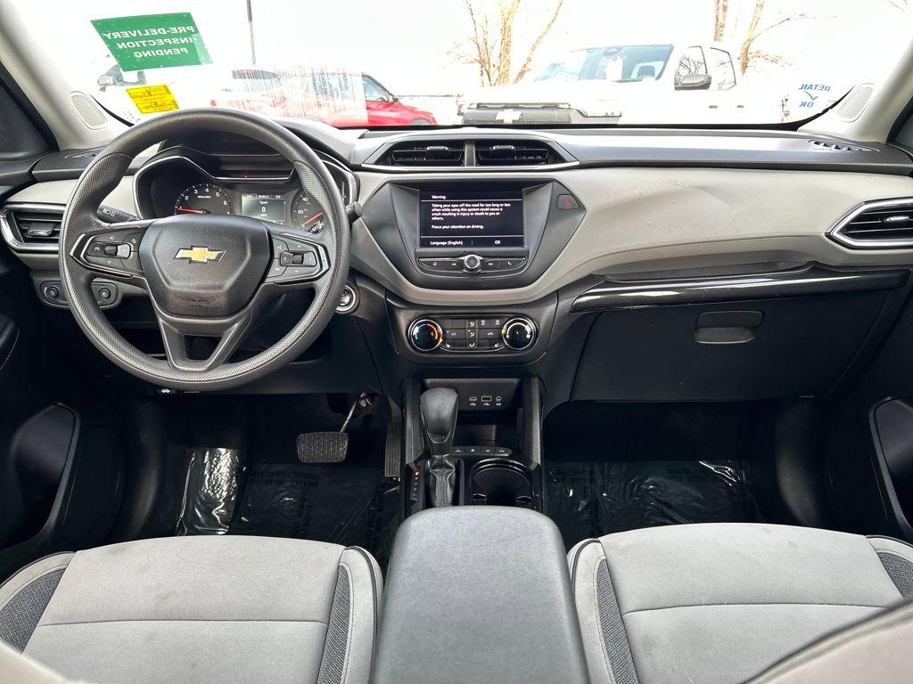 Used 2021 Chevrolet TrailBlazer LT image 12