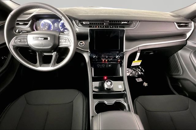 New 2026 Jeep Grand Cherokee Laredo RWD image 6