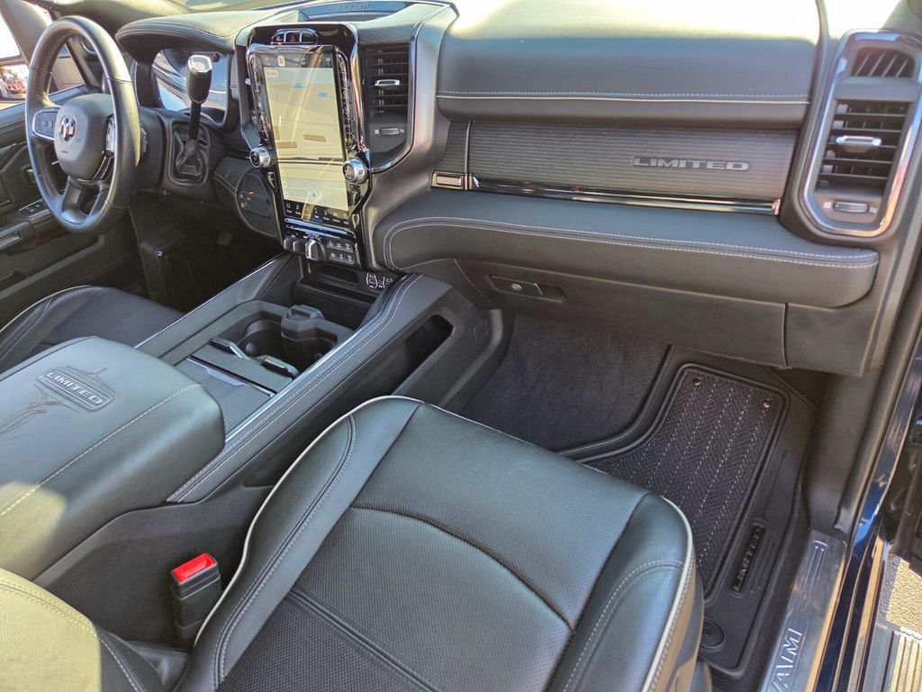 Used 2024 RAM 3500 Limited AWD/4WD image 21
