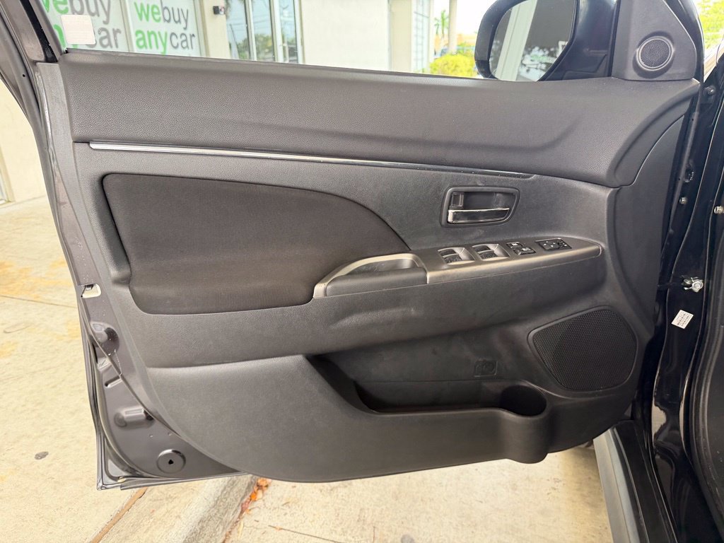 Used 2019 Mitsubishi Outlander Sport FWD image 32