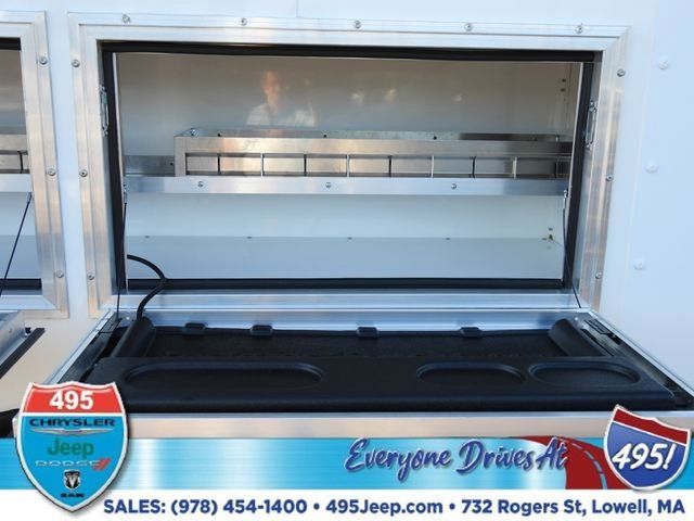 New 2025 RAM ProMaster 3500 w/ Convenience Group FWD image 14