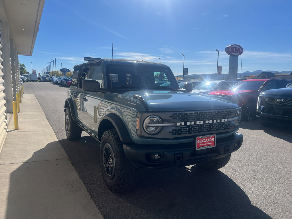 Used 2022 Ford Bronco Badlands image 4