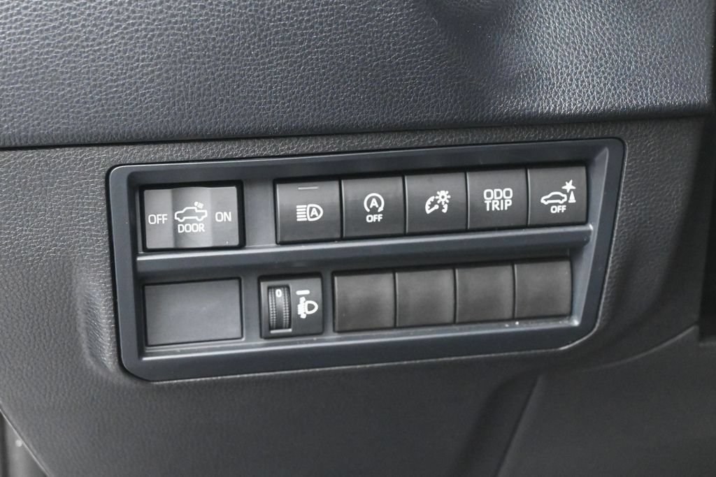 Used 2025 Toyota Tundra SR5 w/ SR5 Convenience Package AWD/4WD image 16