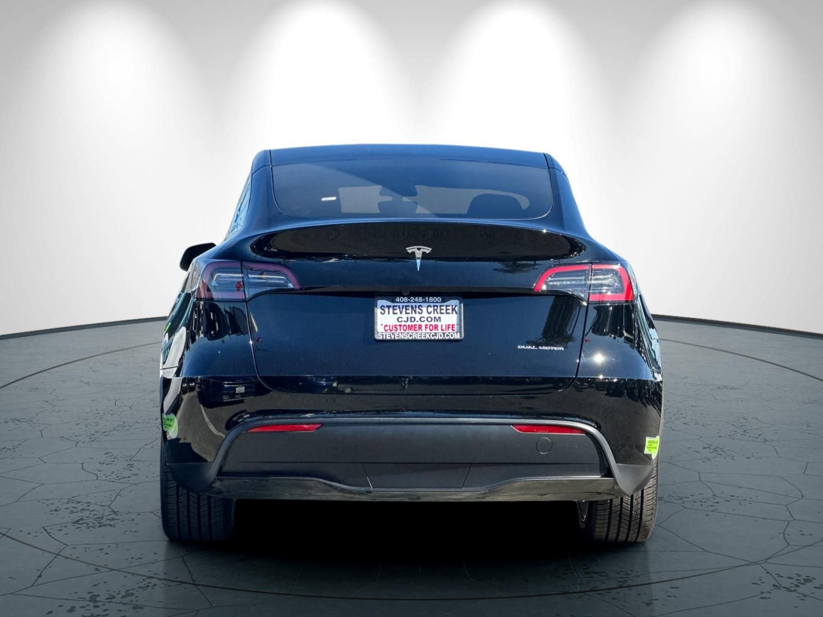 Used 2023 Tesla Model Y Long Range image 5