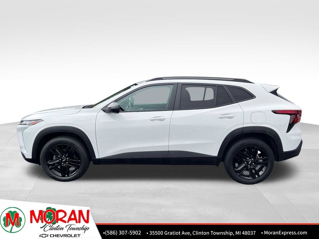 Certified 2024 Chevrolet Trax ACTIV w/ Sunroof Package FWD image 3