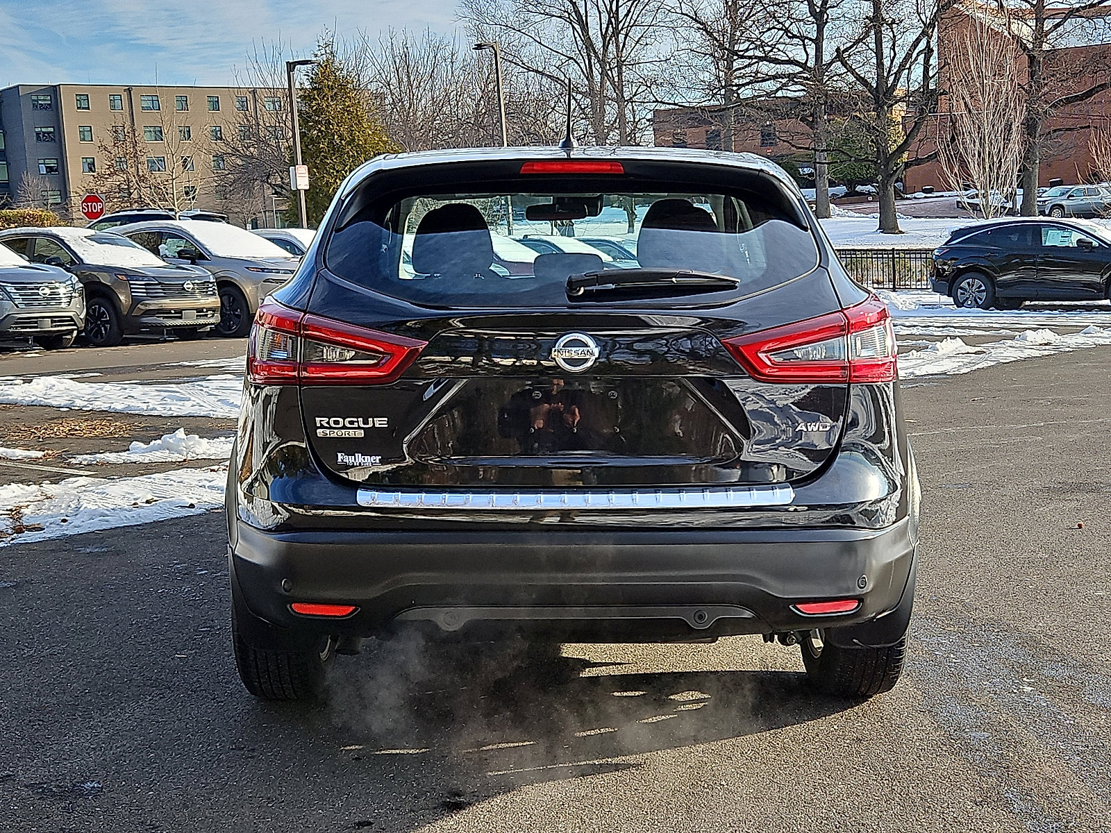 Certified 2022 Nissan Rogue Sport S image 5