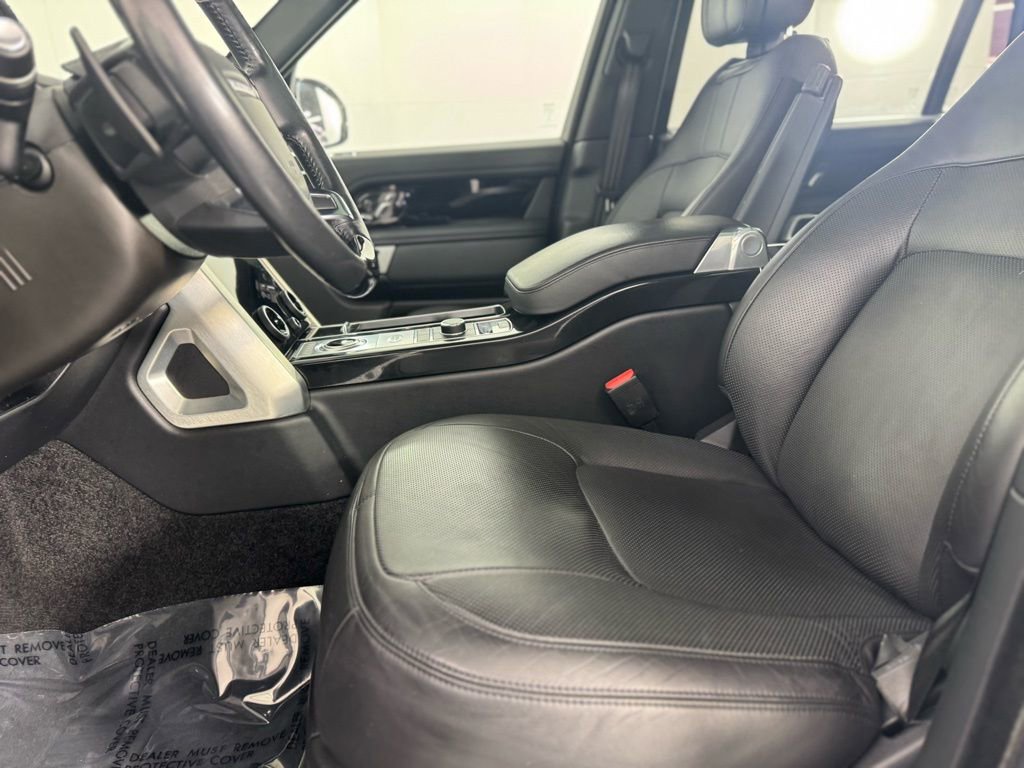 Used 2020 Land Rover Range Rover Long Wheelbase HSE image 14