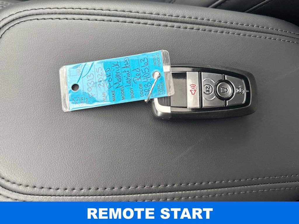 New 2025 Ford Maverick Lariat w/ Black Appearance Package image 29