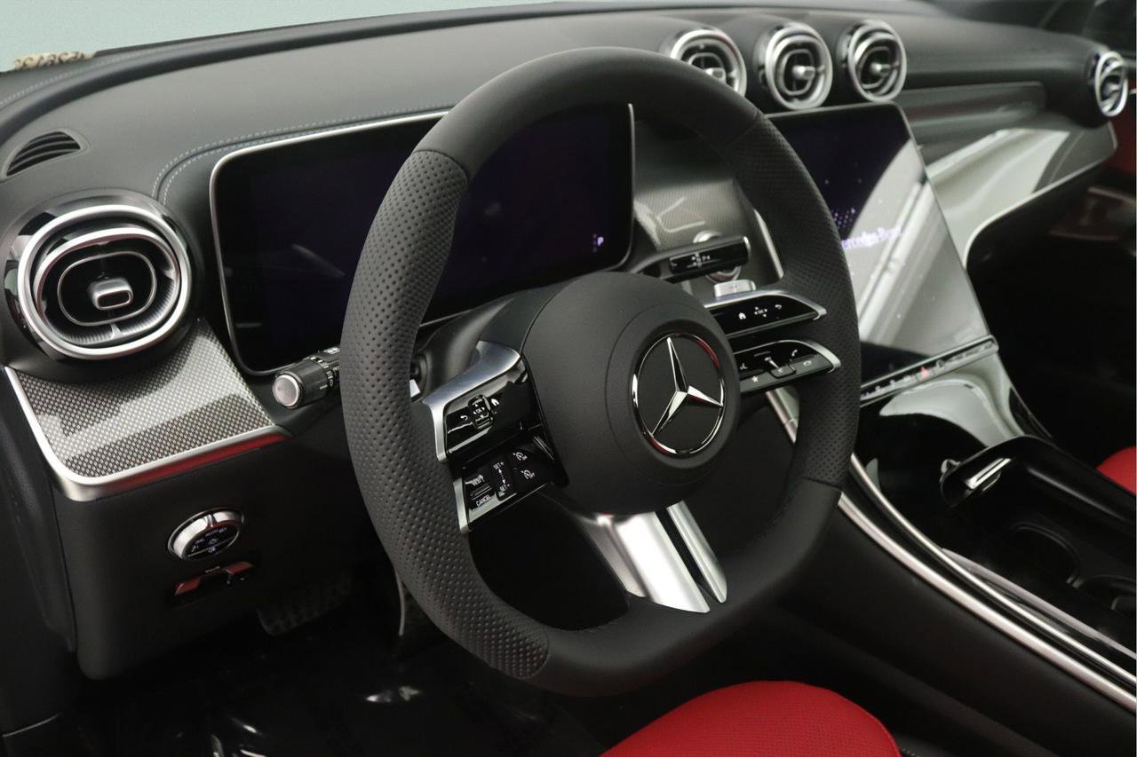 New 2026 Mercedes-Benz GLC 350e 4MATIC image 4